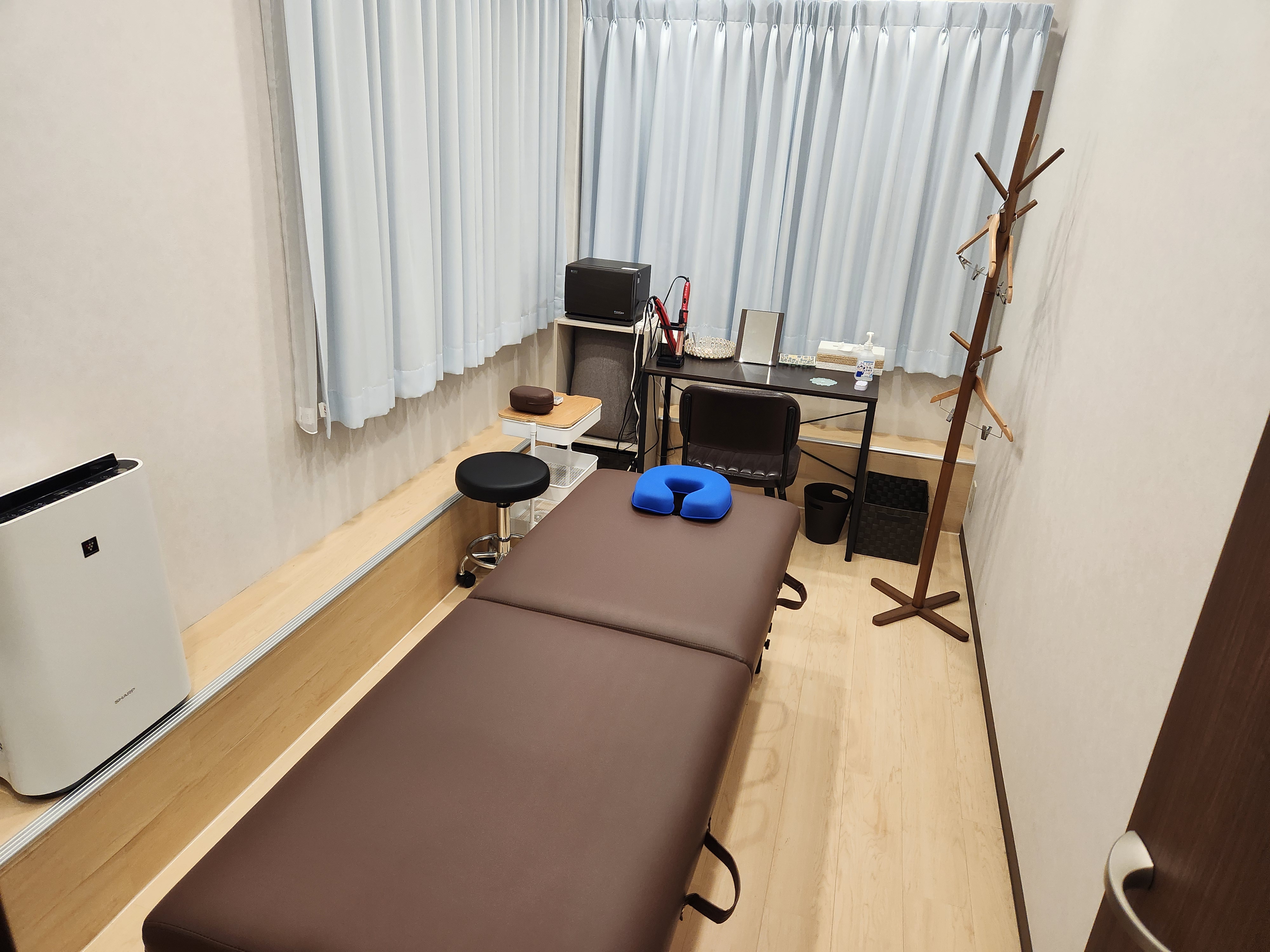 ［新品未使用］サロン／鍼灸院／施術室一式分 錦糸町駅徒歩7分】備品充実・完全個室のプライベートサロンが私の